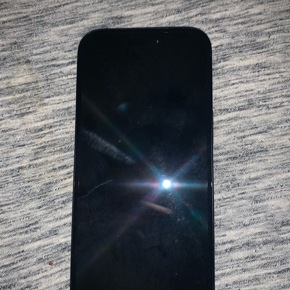 iPhone 15 (128 GB) - Picture 4 of 4